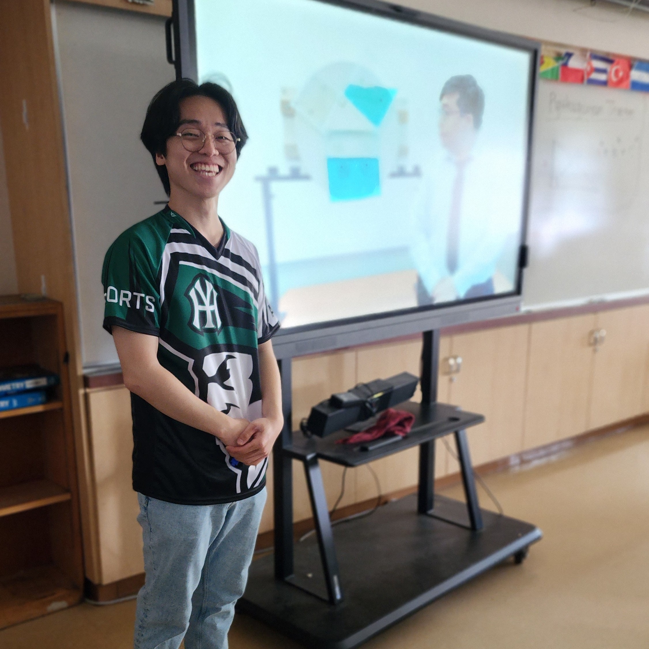 Yankees Esports player in Immortal Series jersey